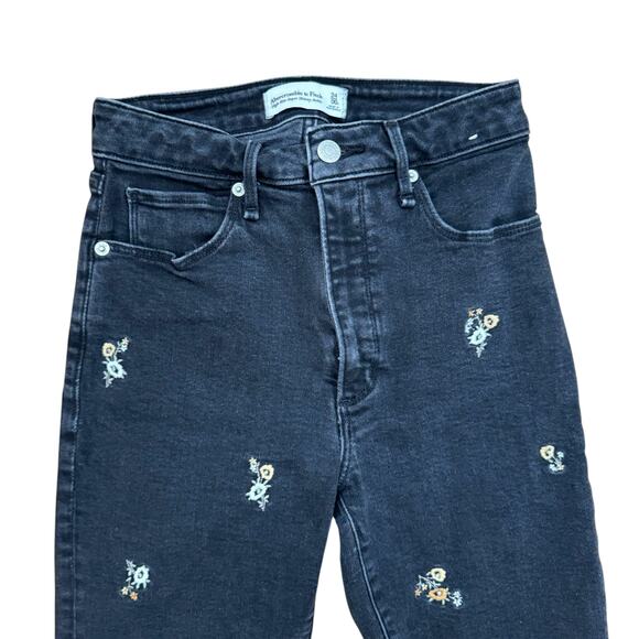 Abercrombie & Fitch High Rise Super Skinny Ankle Jeans Black Floral Size 24 / 00 - Picture 2 of 5